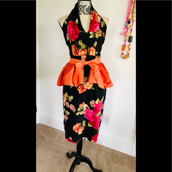 VTG 90's/50's Black bright lg. floral halter dress & Peplum apron size 4 petite - Picture 6 of 17